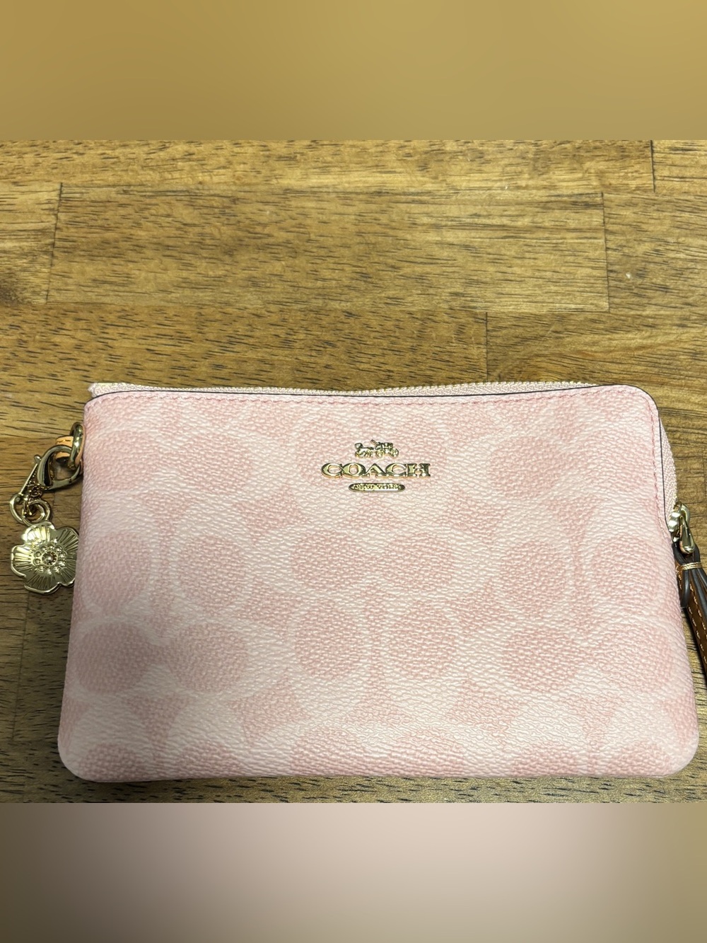 NWT Coach Powder Pink Corner Zip Wristlet In Signature Canvas With Charm CEF72